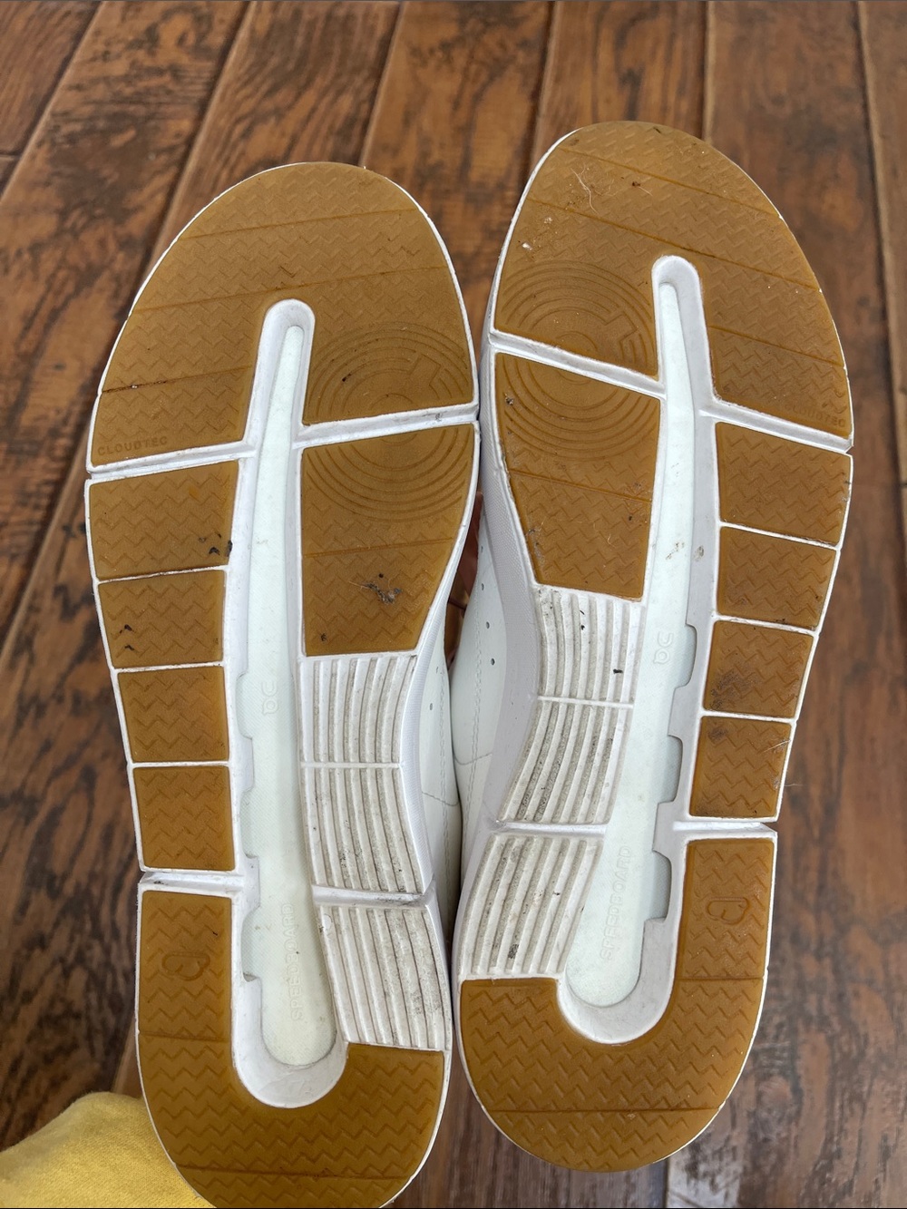 On ROGER Tennis Shoe - Picture 5 of 5